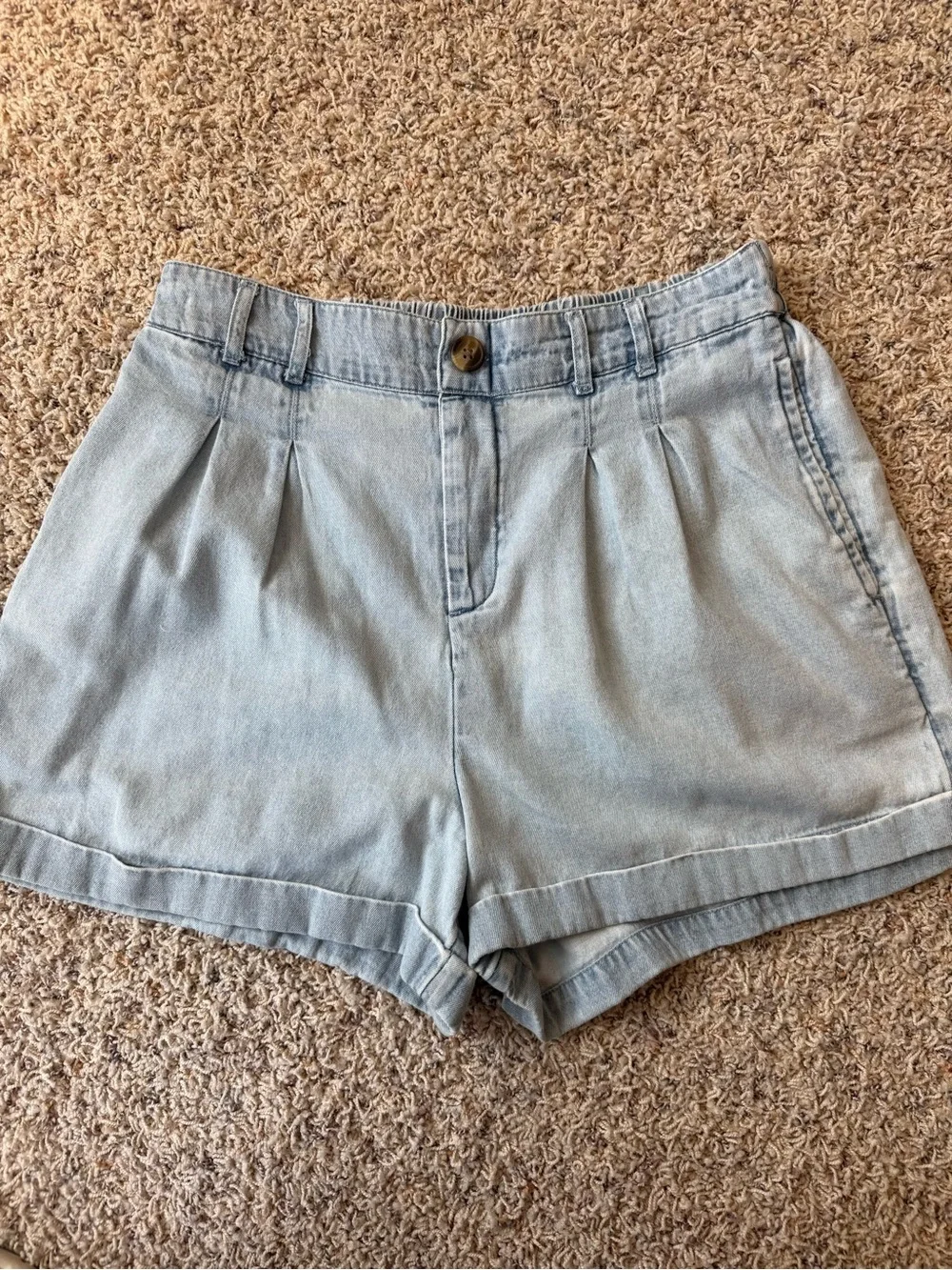 American Eagle Paperbag Waist Denim Shorts Light Wash Pull On Cuffed Women’s S - Picture 13 of 13